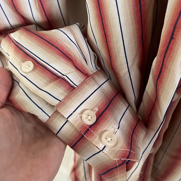 XL Giorgio Armani button up collared shirt - Picture 3 of 4